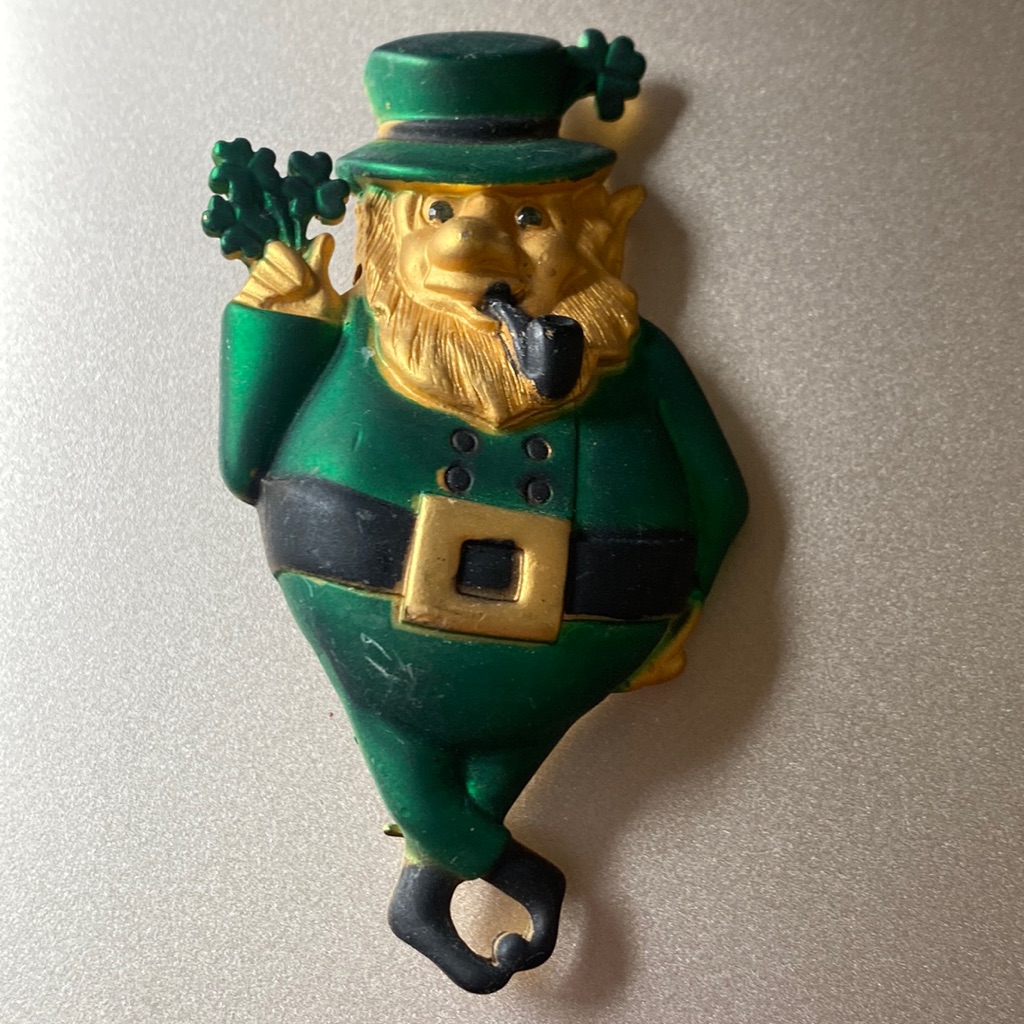 Vintage Signed Ajc Figural Leprechaun Brooch Pin